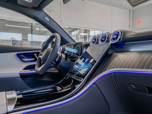 New 2026 Mercedes-Benz GLC 300 4MATIC image 18