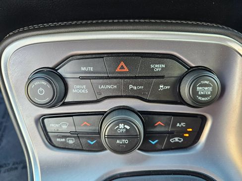 Used 2019 Dodge Challenger R/T Scat Pack RWD image 16