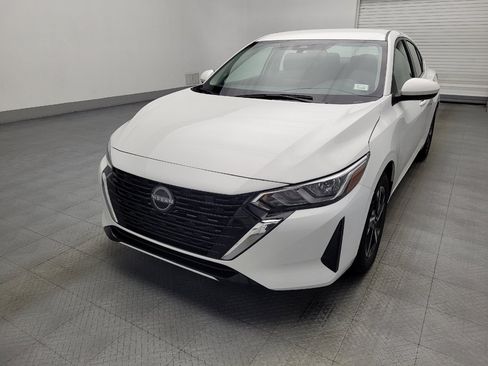 Used 2025 Nissan Sentra SV FWD image 15