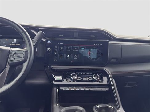 Used 2024 GMC Sierra 2500 AT4 w/ AT4 Preferred Package image 15