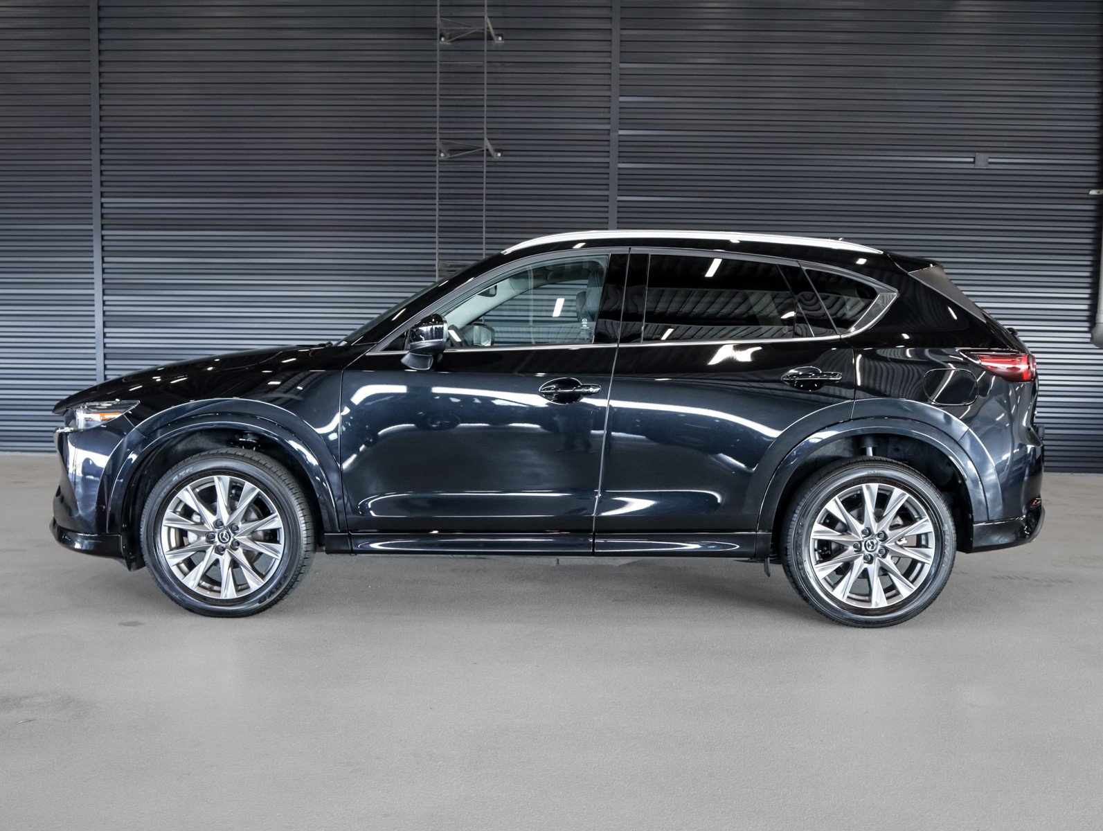 Used 2024 MAZDA CX-5 AWD 2.5 S w/ Premium Package image 15