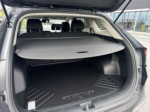 New 2026 Kia Sportage LX FWD image 40