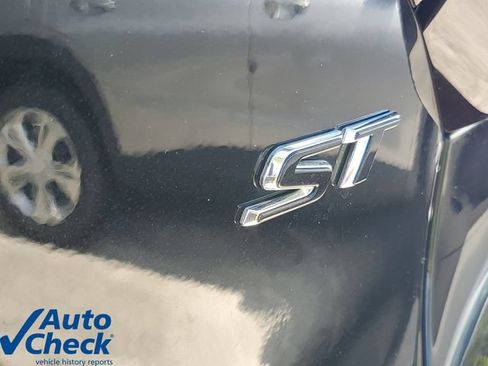 Used 2024 Buick Encore GX Sport Touring w/ Advanced Technology Package FWD image 9