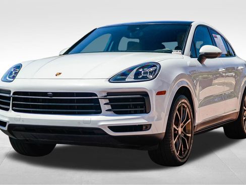 Used 2023 Porsche Cayenne Platinum Edition AWD/4WD image 3
