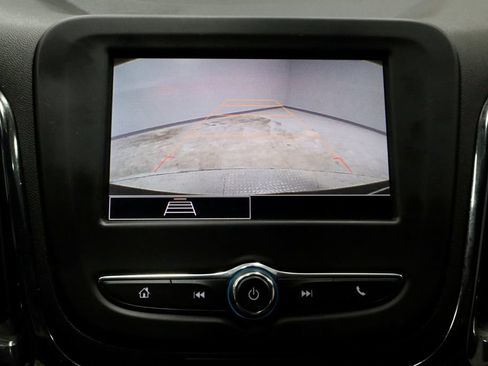 Used 2024 Chevrolet Equinox RS FWD image 2
