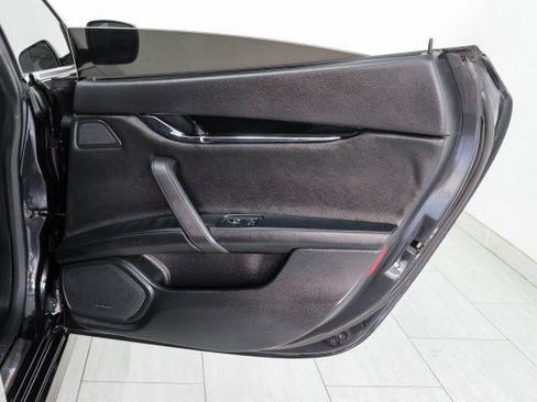 Used 2016 Maserati Quattroporte S RWD image 47