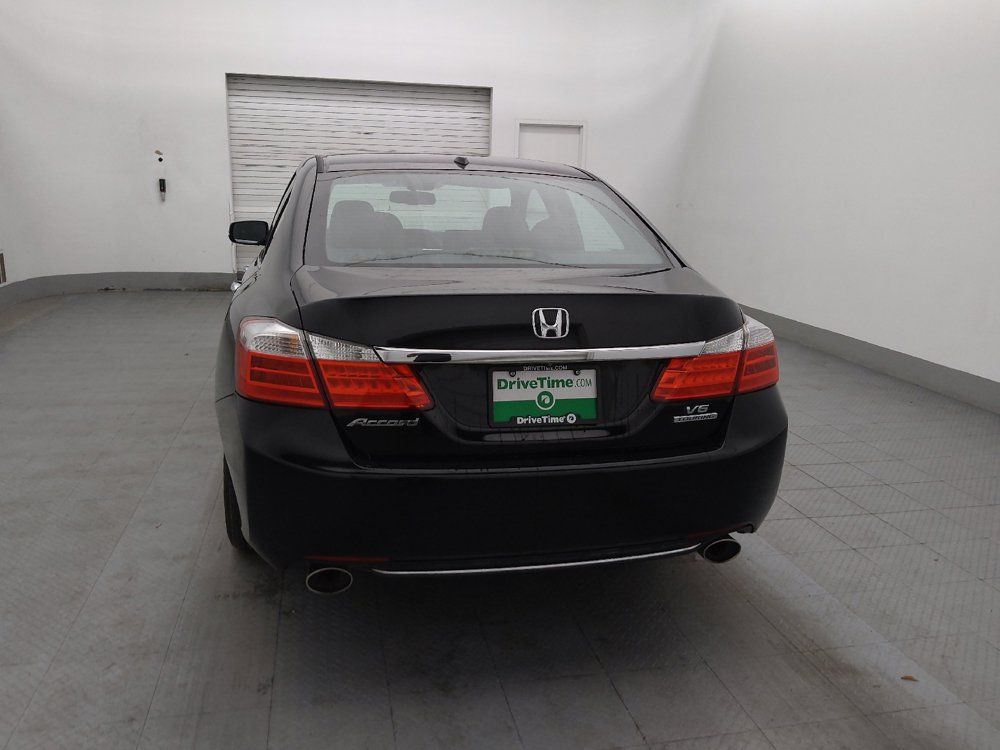 Used 2015 Honda Accord Touring image 6