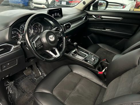 Used 2017 MAZDA CX-5 Touring w/ Preferred Equipment Package image 17