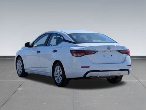 Used 2024 Nissan Sentra S FWD image 3