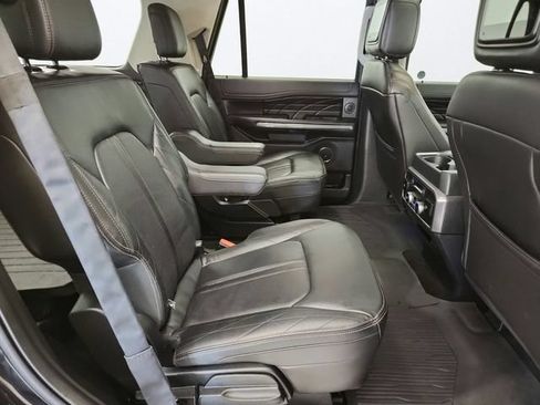 Used 2018 Ford Expedition Platinum AWD/4WD image 29