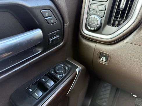 Used 2019 GMC Sierra 1500 SLT w/ SLT Premium Package image 29