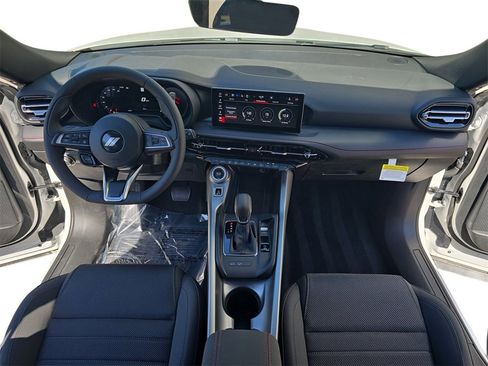 New 2025 Dodge Hornet GT image 9