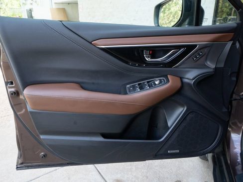 Used 2021 Subaru Outback Touring XT AWD/4WD image 7