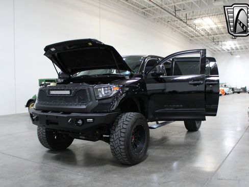 Used 2014 Toyota Tundra SR5 image 6