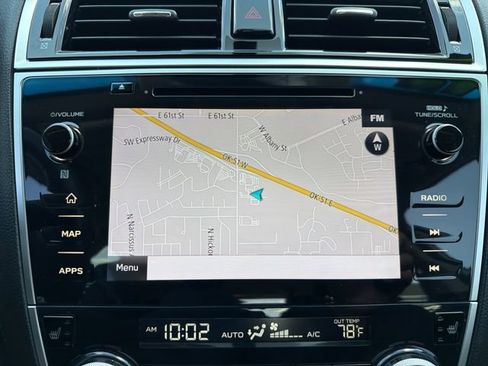Used 2019 Subaru Outback 2.5i Limited AWD/4WD image 12