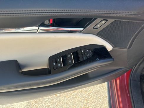 Used 2023 MAZDA MAZDA3 s image 12