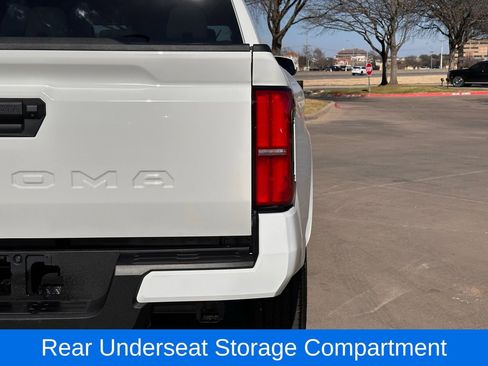Used 2025 Toyota Tacoma SR5 image 13