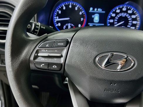 Used 2021 Hyundai Kona SE FWD image 17