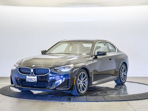 Used 2022 BMW 230i Coupe w/ Convenience Package image 1