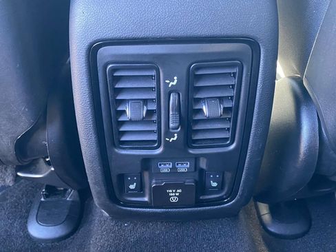 Used 2022 Dodge Durango Citadel image 13