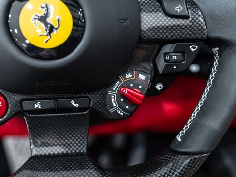 Used 2023 Ferrari 812 GTS RWD image 13