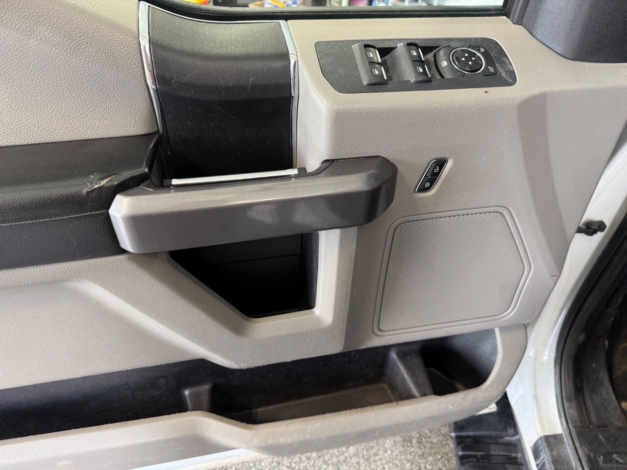 Used 2018 Ford F150 XLT AWD/4WD image 10