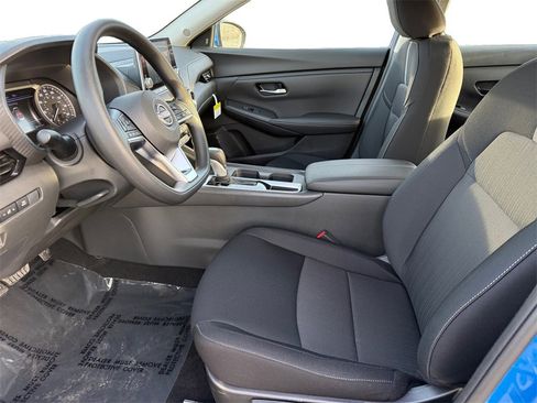 New 2025 Nissan Sentra SV image 9