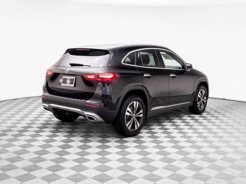 Used 2026 Mercedes-Benz GLA 250 4MATIC image 6