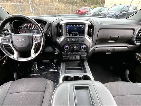 Used 2022 Chevrolet Silverado 1500 LT Trail Boss w/ Convenience Package II image 7