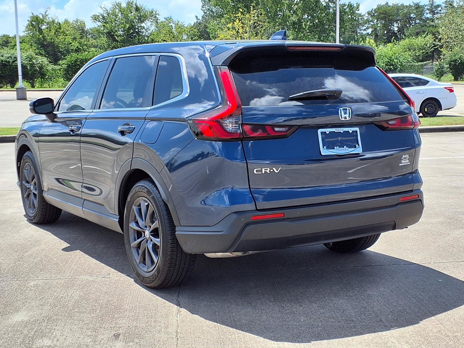 Used 2026 Honda CR-V EX-L image 3
