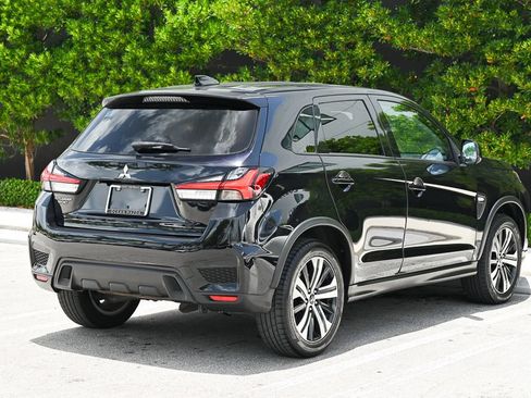 Used 2021 Mitsubishi Outlander Sport FWD image 2