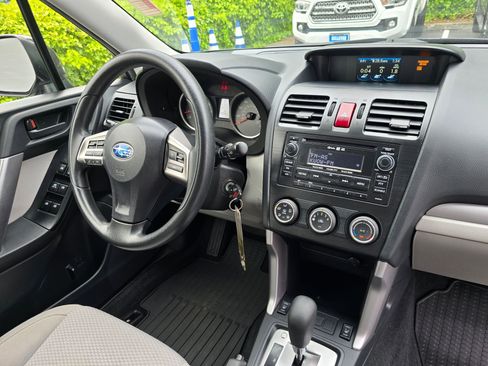 Used 2015 Subaru Forester 2.5i Premium w/ All-Weather Package AWD/4WD image 12