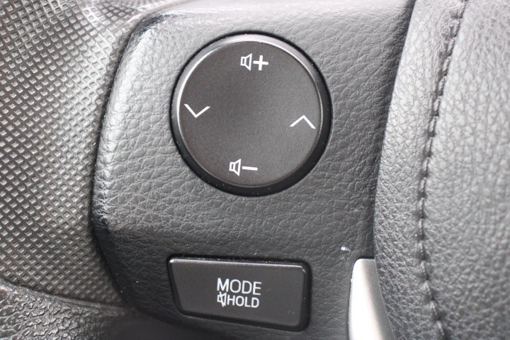 Used 2017 Toyota Corolla LE w/ Carpet Mat Package (TMS) FWD image 22