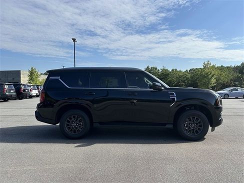 New 2025 Nissan Armada SV image 9
