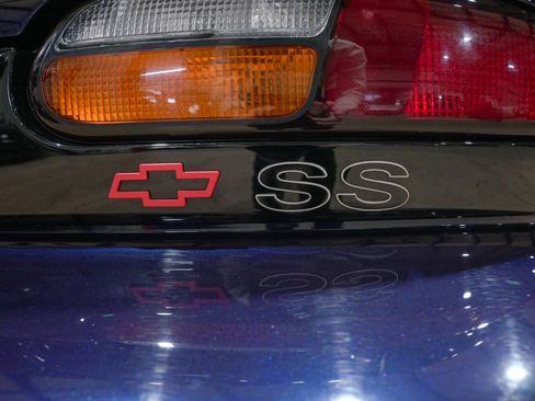 Used 2001 Chevrolet Camaro Z28 w/ SS Performance/Appearance Pkg image 27