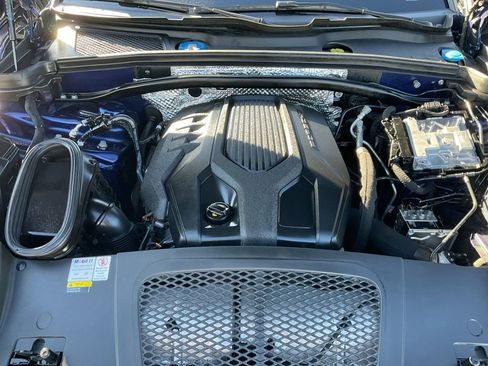 Used 2022 Porsche Macan image 32