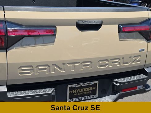 Certified 2024 Hyundai Santa Cruz SE AWD/4WD image 11