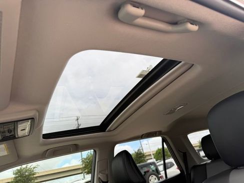 Used 2023 Toyota 4Runner SR5 Premium w/ Moonroof Package AWD/4WD image 30