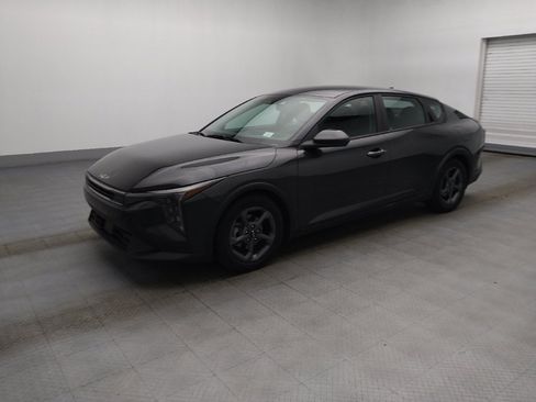 Used 2025 Kia K4 FWD image 2