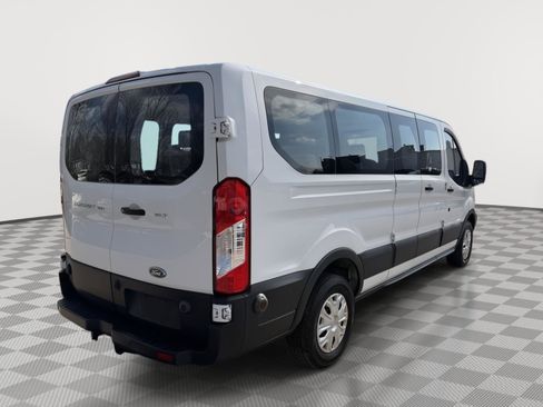 Used 2019 Ford Transit 350 XLT image 9