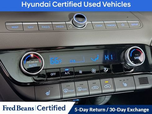 Used 2025 Hyundai Elantra SEL FWD image 18