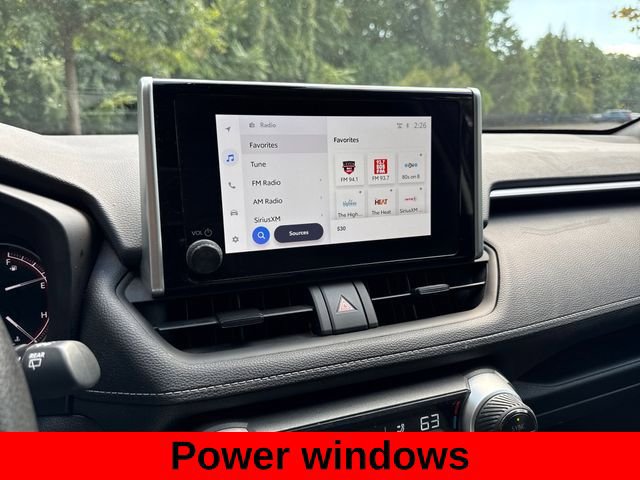 Used 2025 Toyota RAV4 XLE FWD image 20