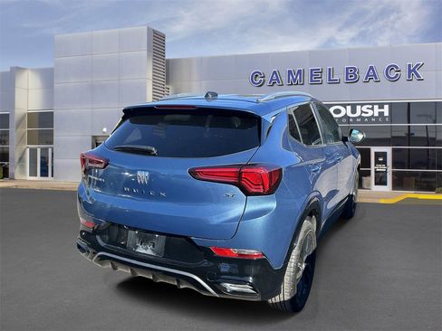 Used 2024 Buick Encore GX Sport Touring image 4