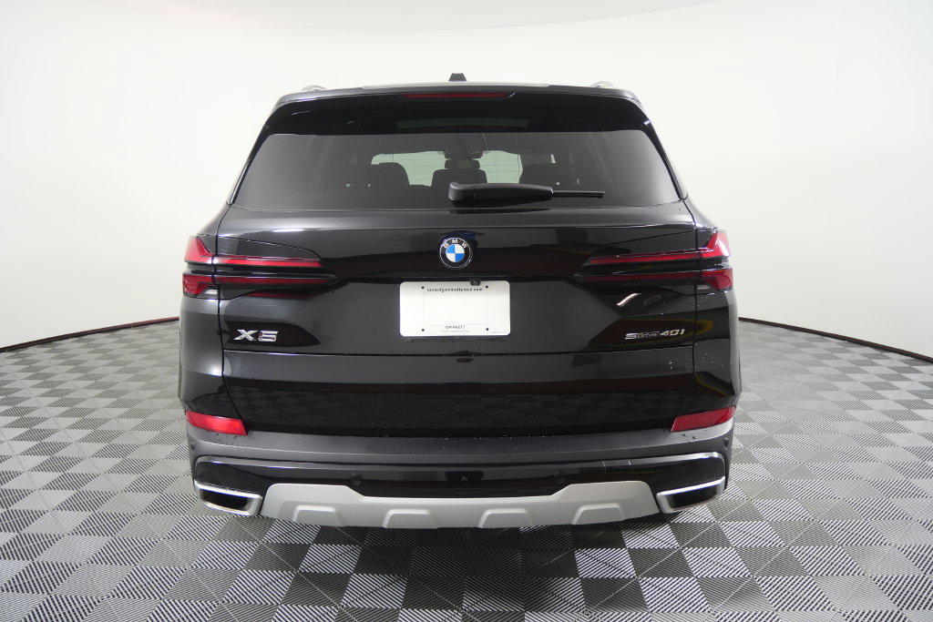 Certified 2024 BMW X5 sDrive40i w/ Premium Package RWD image 5