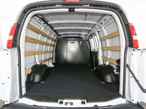 Used 2024 Chevrolet Express 2500 w/ Driver Convenience Package RWD image 10