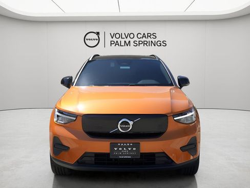 New 2025 Volvo EX40 Core w/ Climate Package image 5
