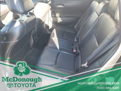 Certified 2024 Toyota Corolla Cross XLE image 17