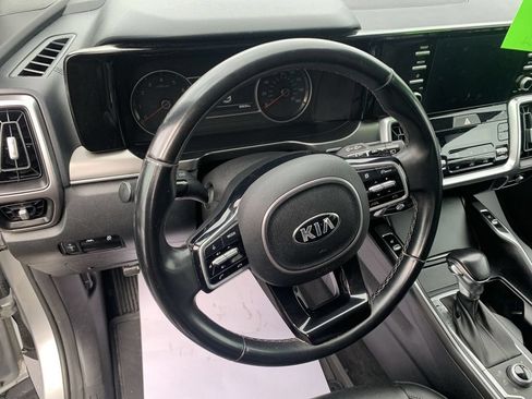 Used 2021 Kia Sorento S AWD/4WD image 7
