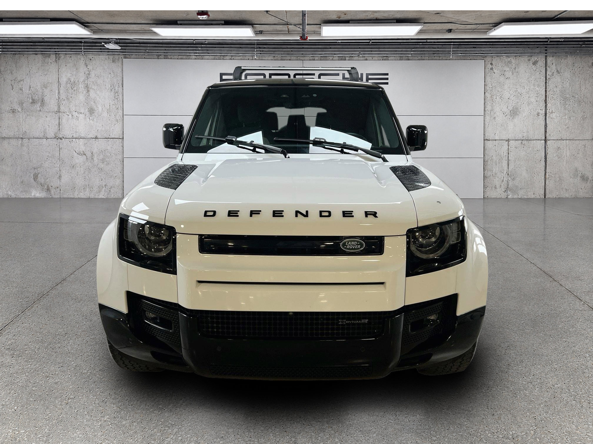 Used 2023 Land Rover Defender 130 X-Dynamic SE AWD/4WD image 6