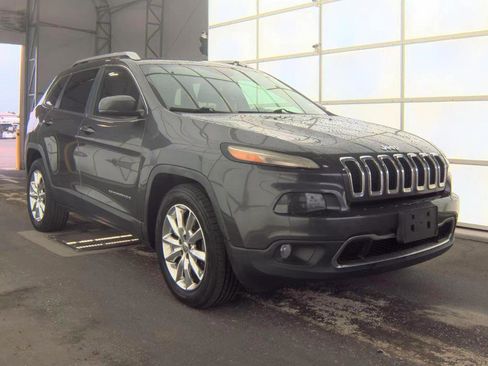 Used 2015 Jeep Cherokee Limited AWD/4WD image 4